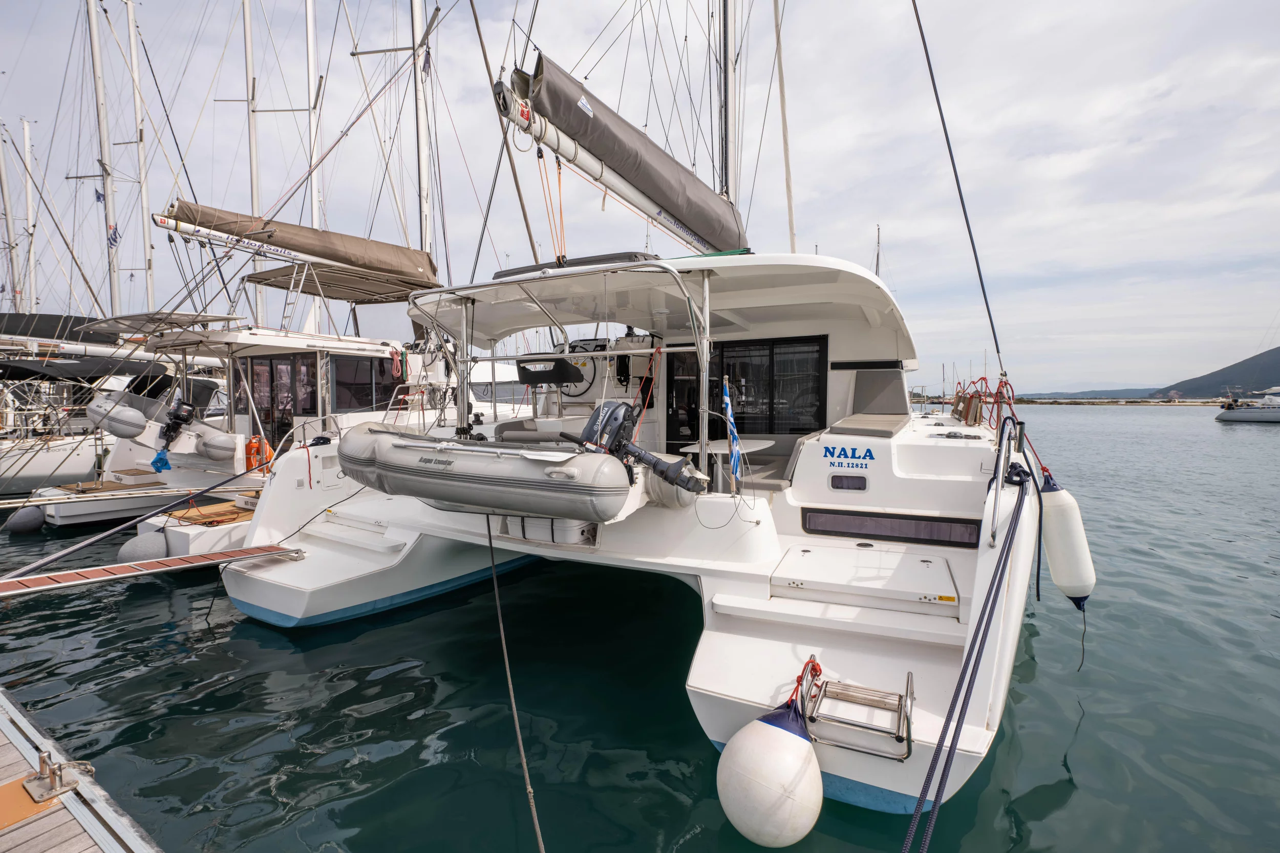 Lagoon 42 (Nala)  - 8
