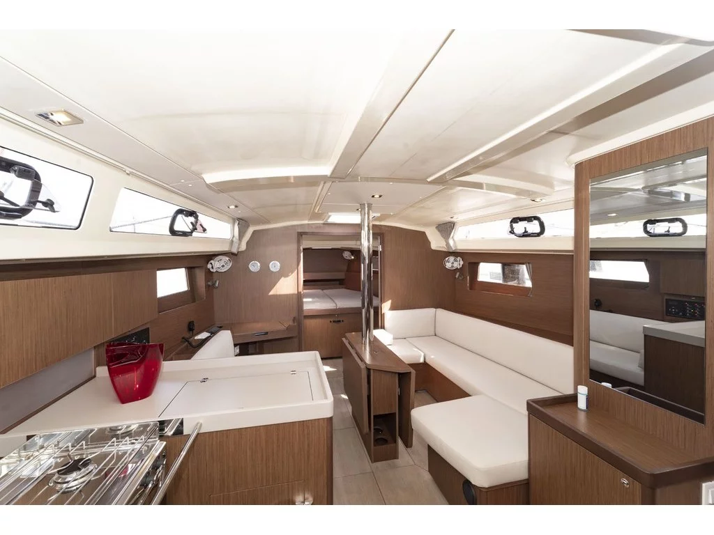Oceanis 41.1 Perfomance (PASSEPARTOUT) Interior image - 4