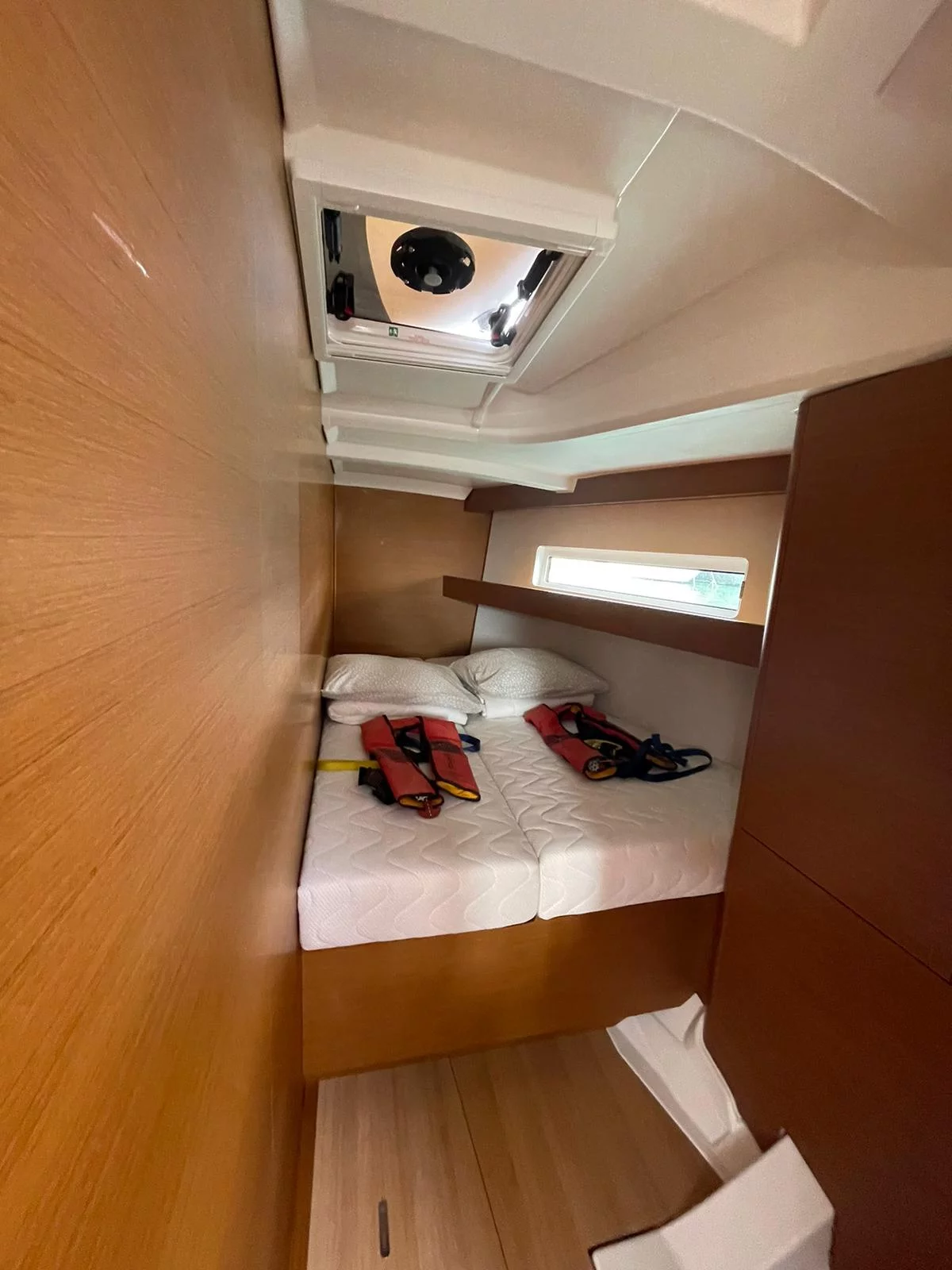 Sun Odyssey 440* (Alboran Amaretto)  - 6