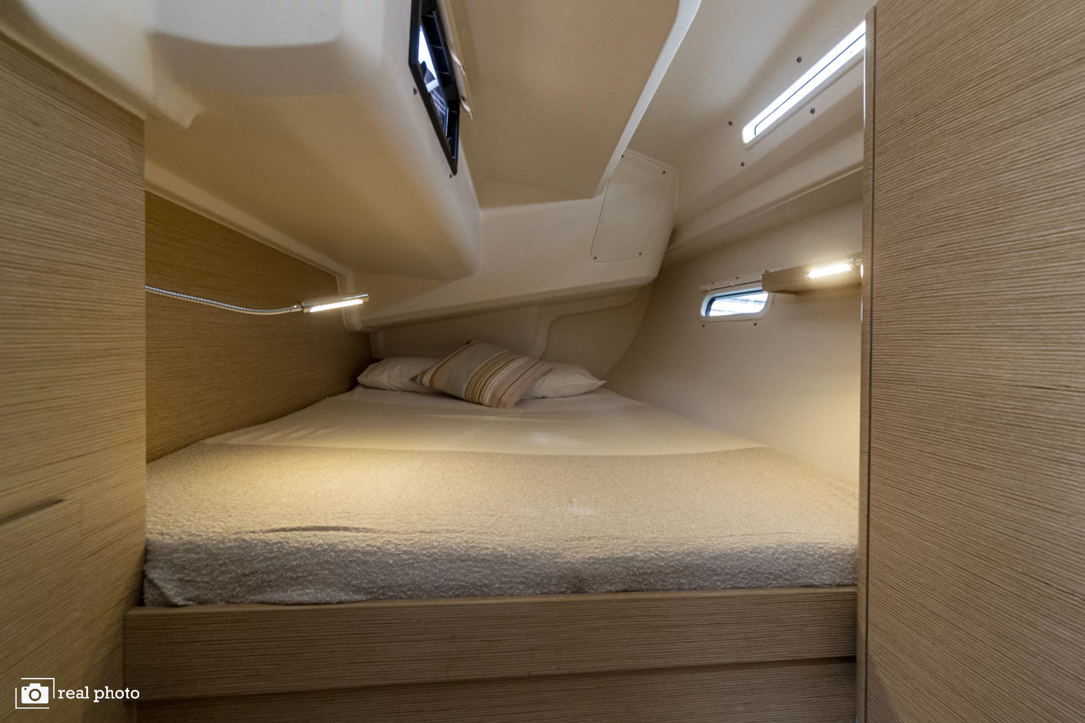 Hanse 388 (Tecla -, Solar Panel - BOTH SAILS triradial, Retractabile Bow Trust)  - 1