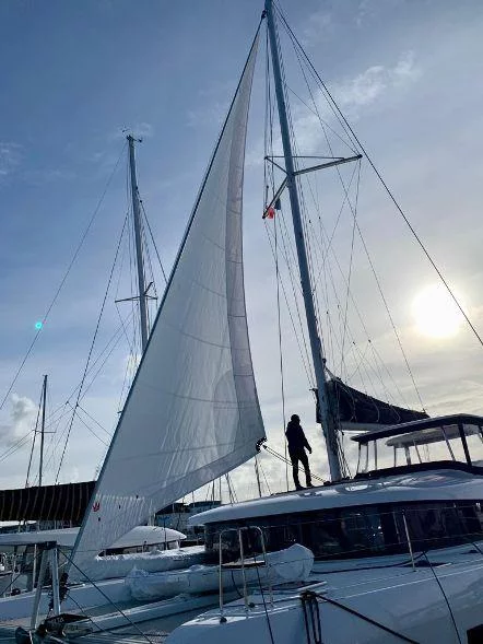 Lagoon 42 (Varuna) Sail - 5