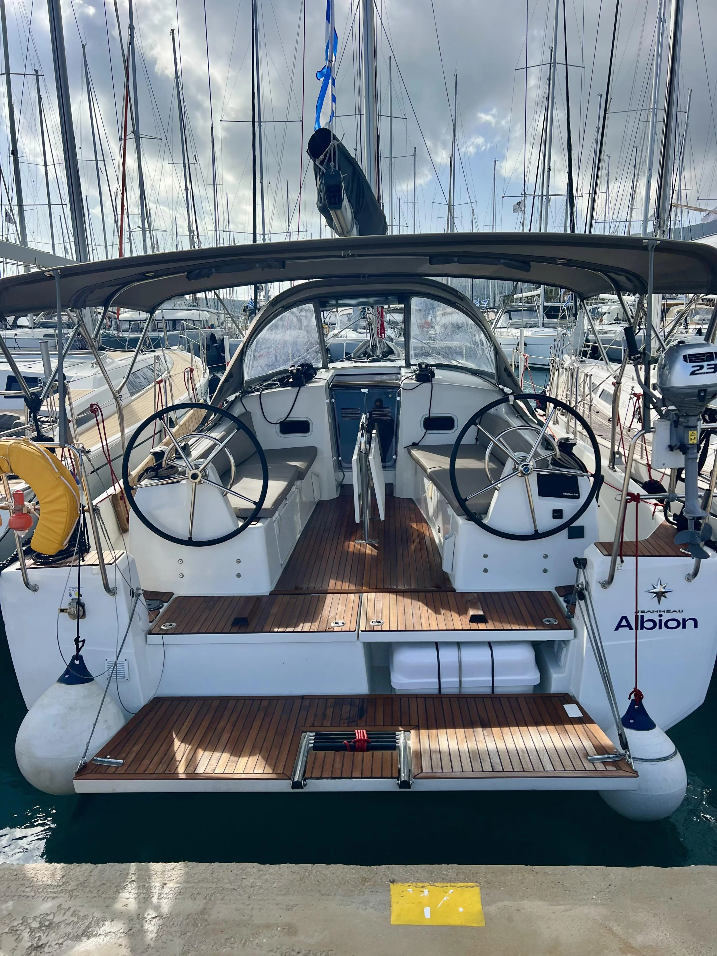Sun Odyssey 380 (Albion)  - 4