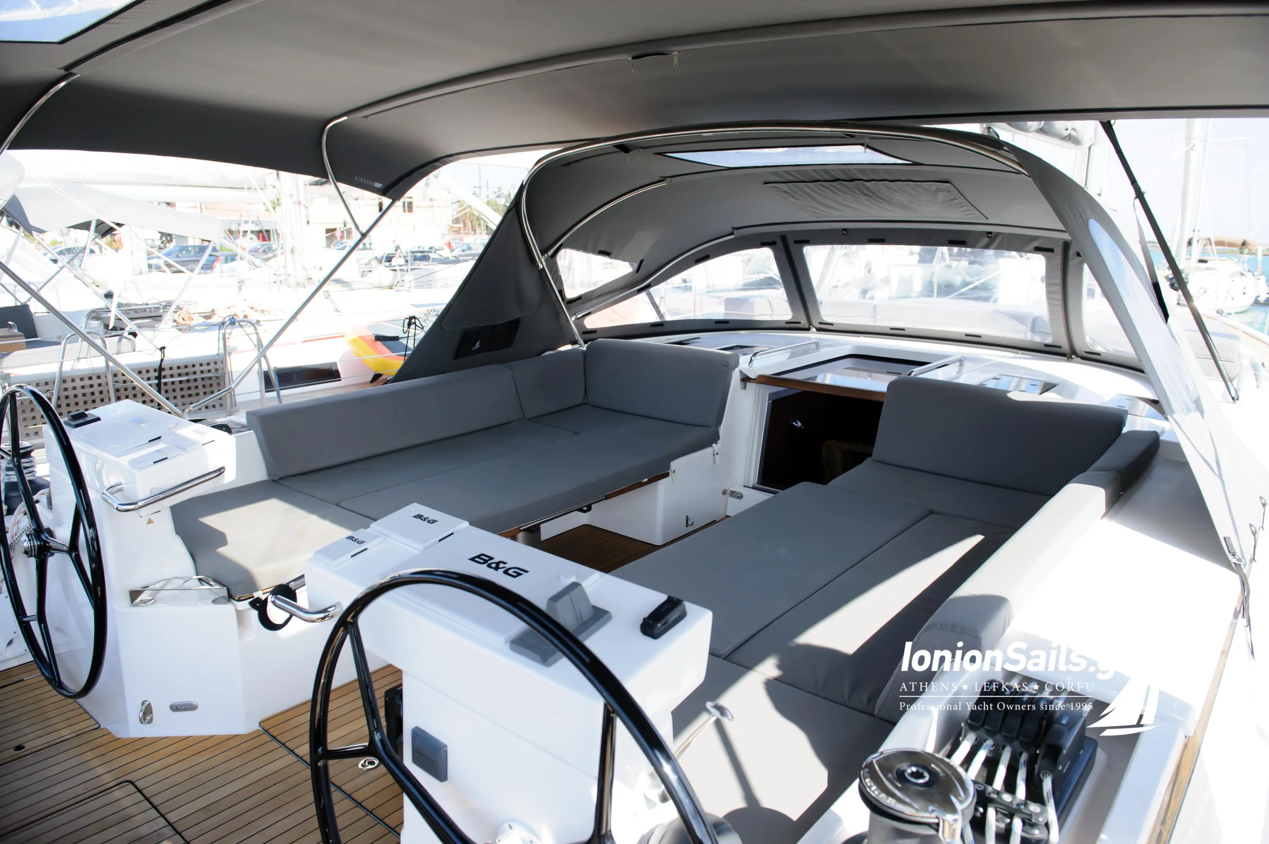 Bavaria C57 (Friends)  - 16