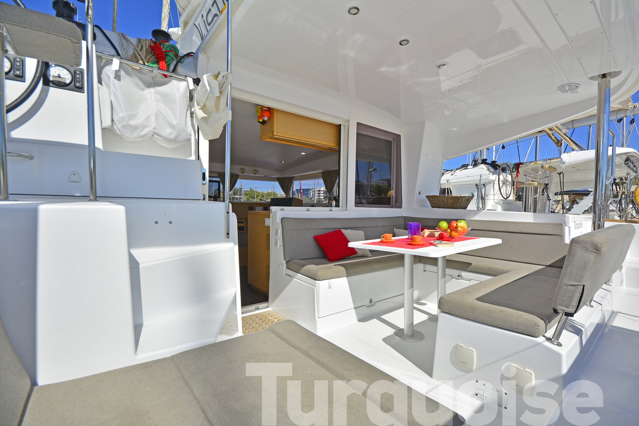 Photo #3 - Lagoon 400 S2. (Turquoise) in Lavrion - 25515