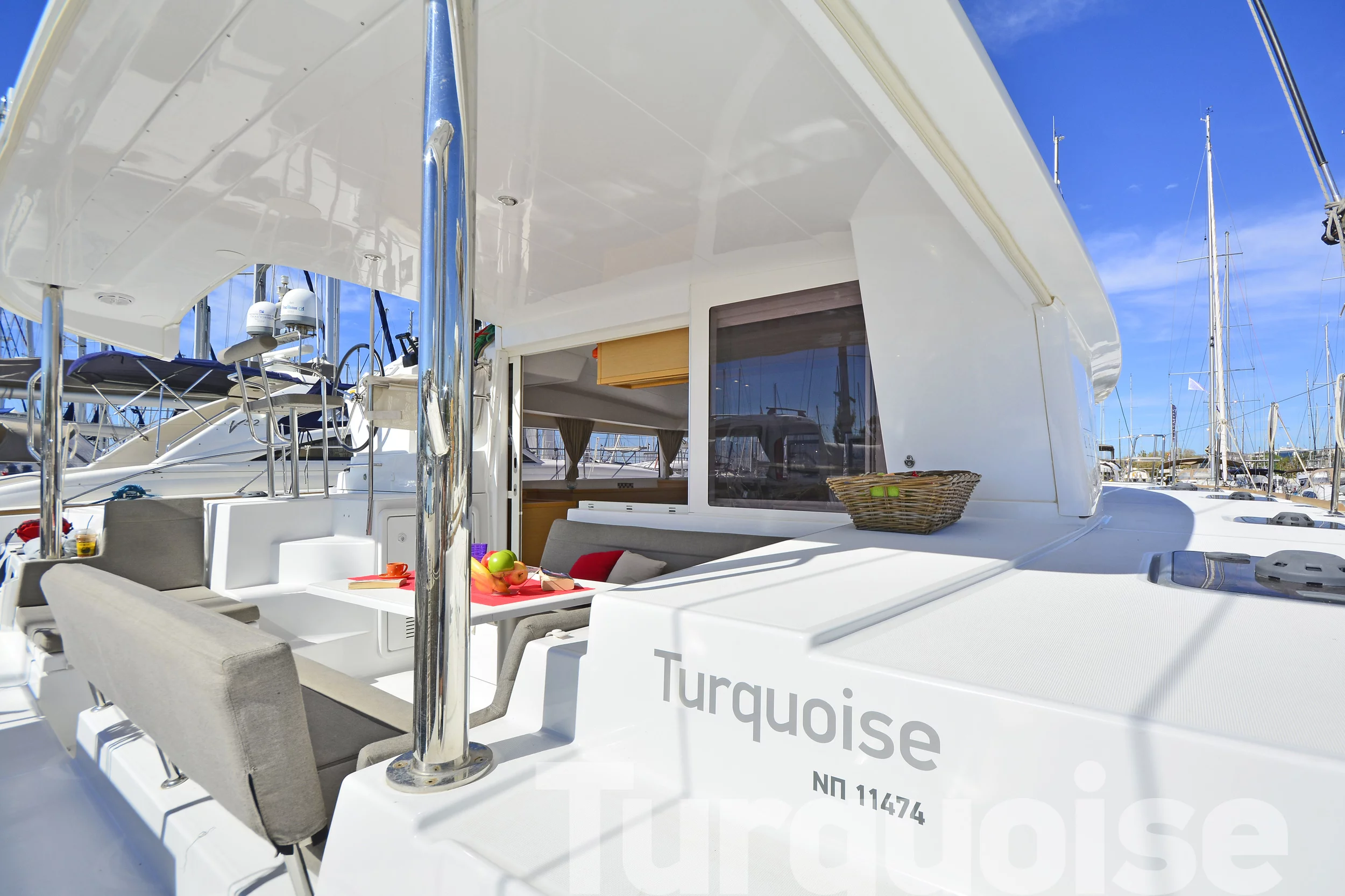 Lagoon 400 S2. (Turquoise)  - 8