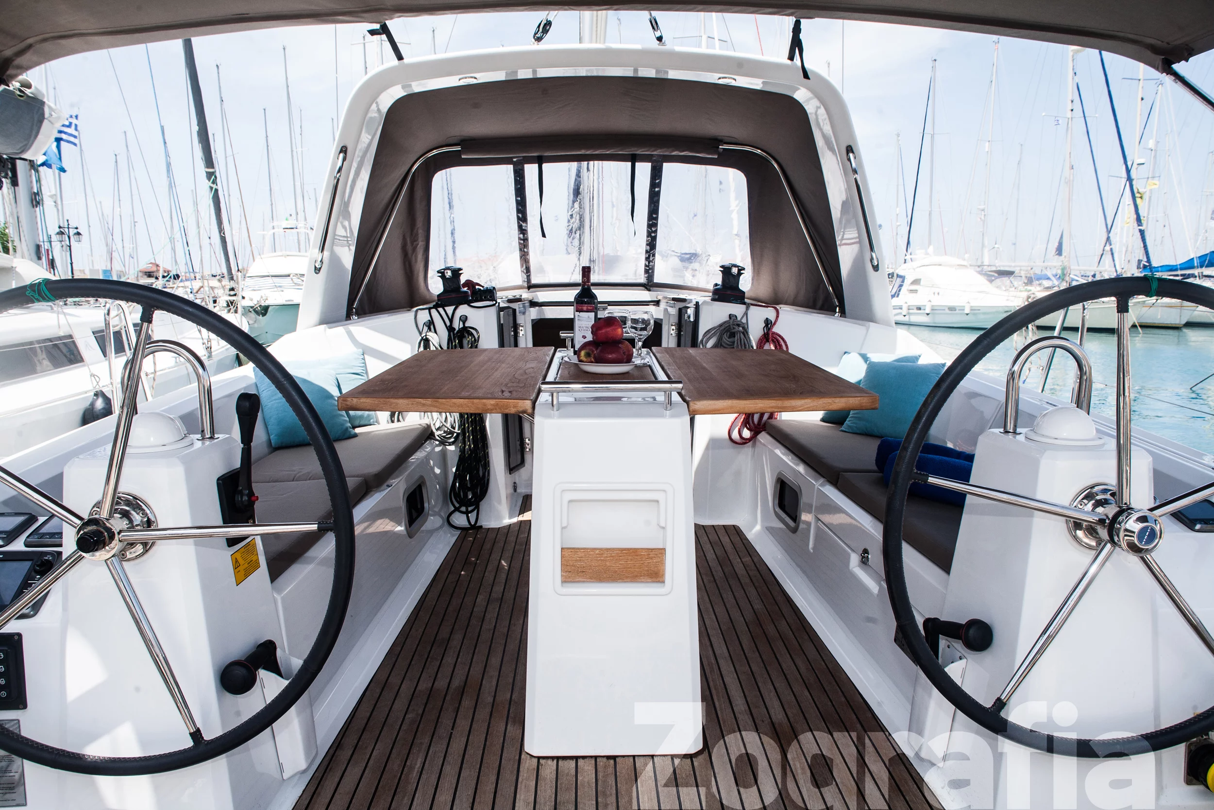 Oceanis 38 (Zografia)  - 14