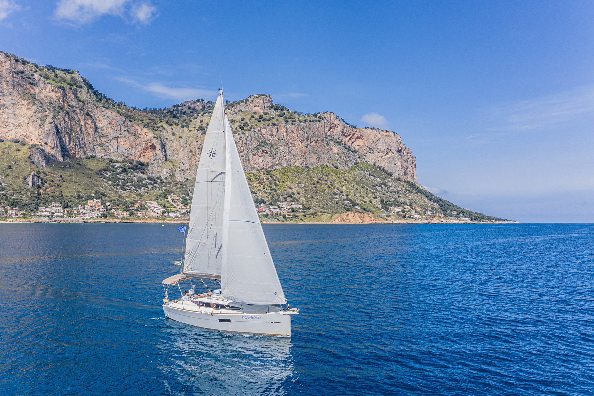 Photo #1 - Sun Odyssey 319 (Hija del Viento) in Palermo - 9290
