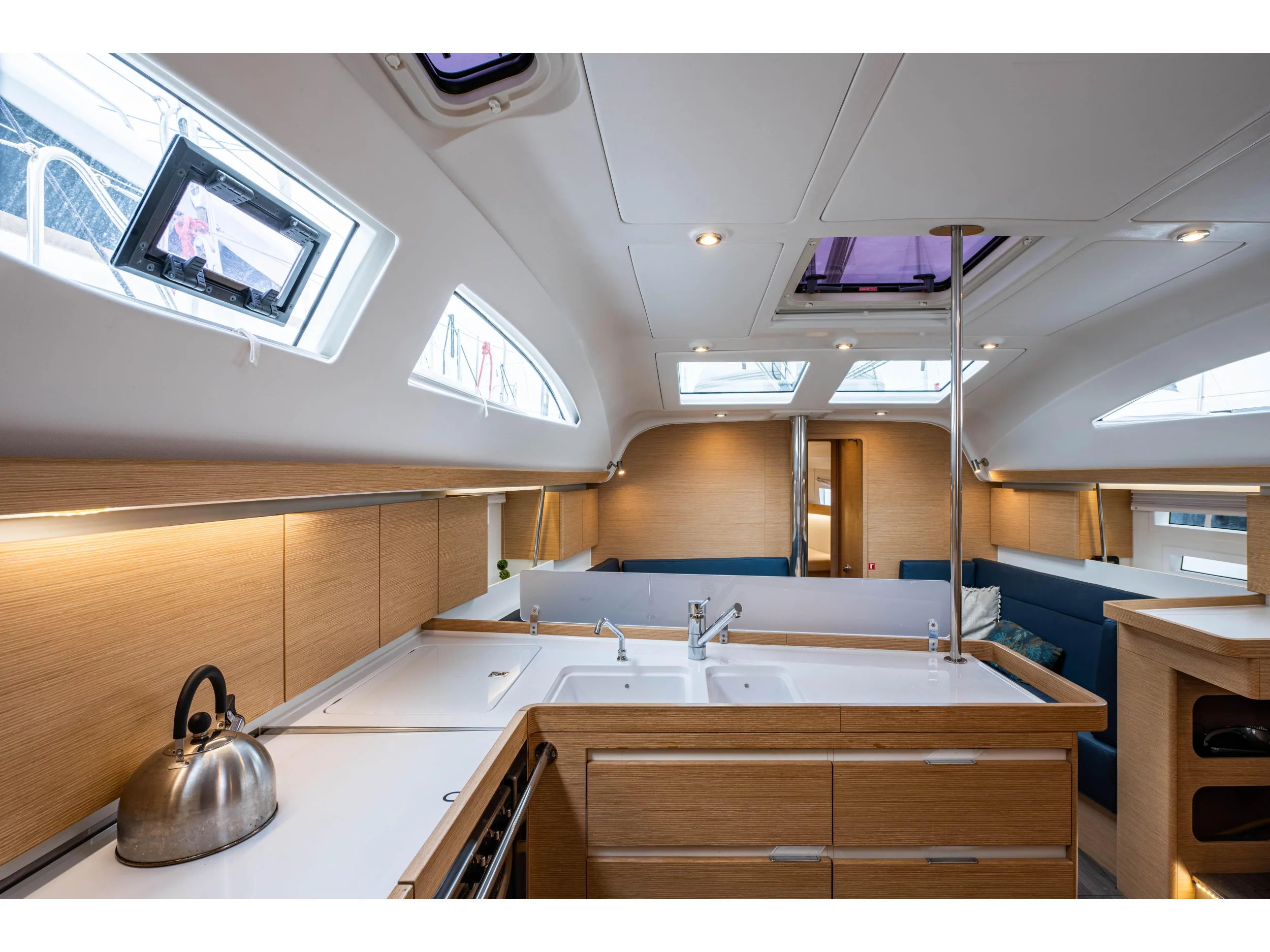 Elan 45 (Helen) Interior image - 25