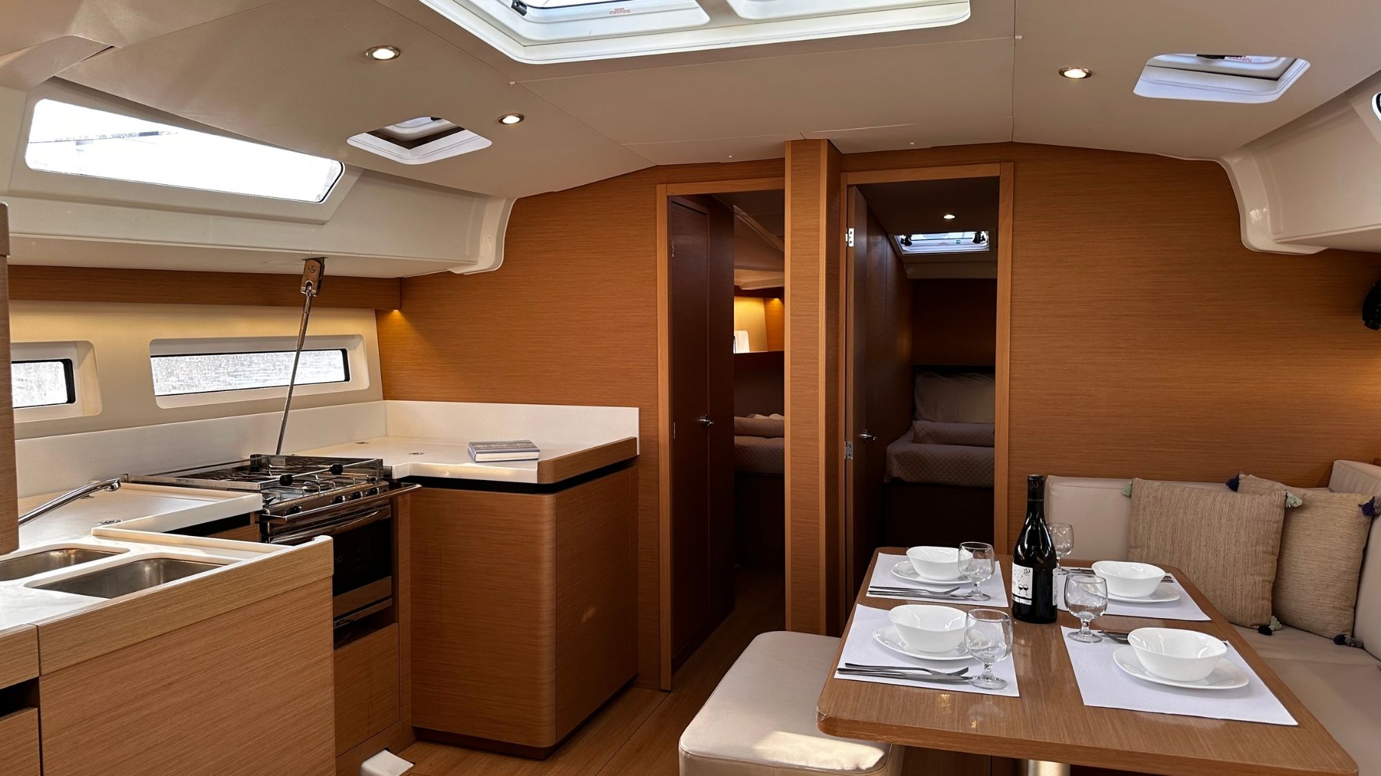 Sun Odyssey 490 — photo 10