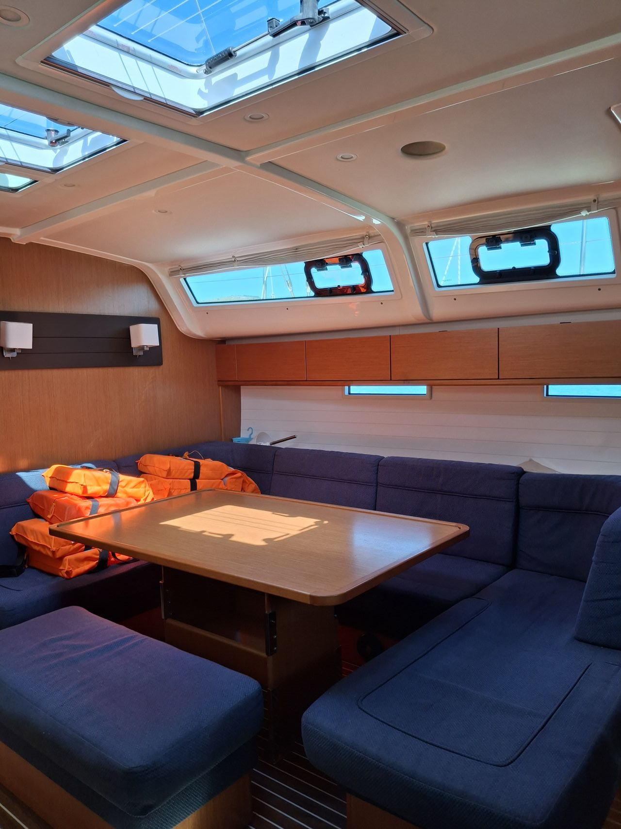 Bavaria Cruiser 51 — photo 8