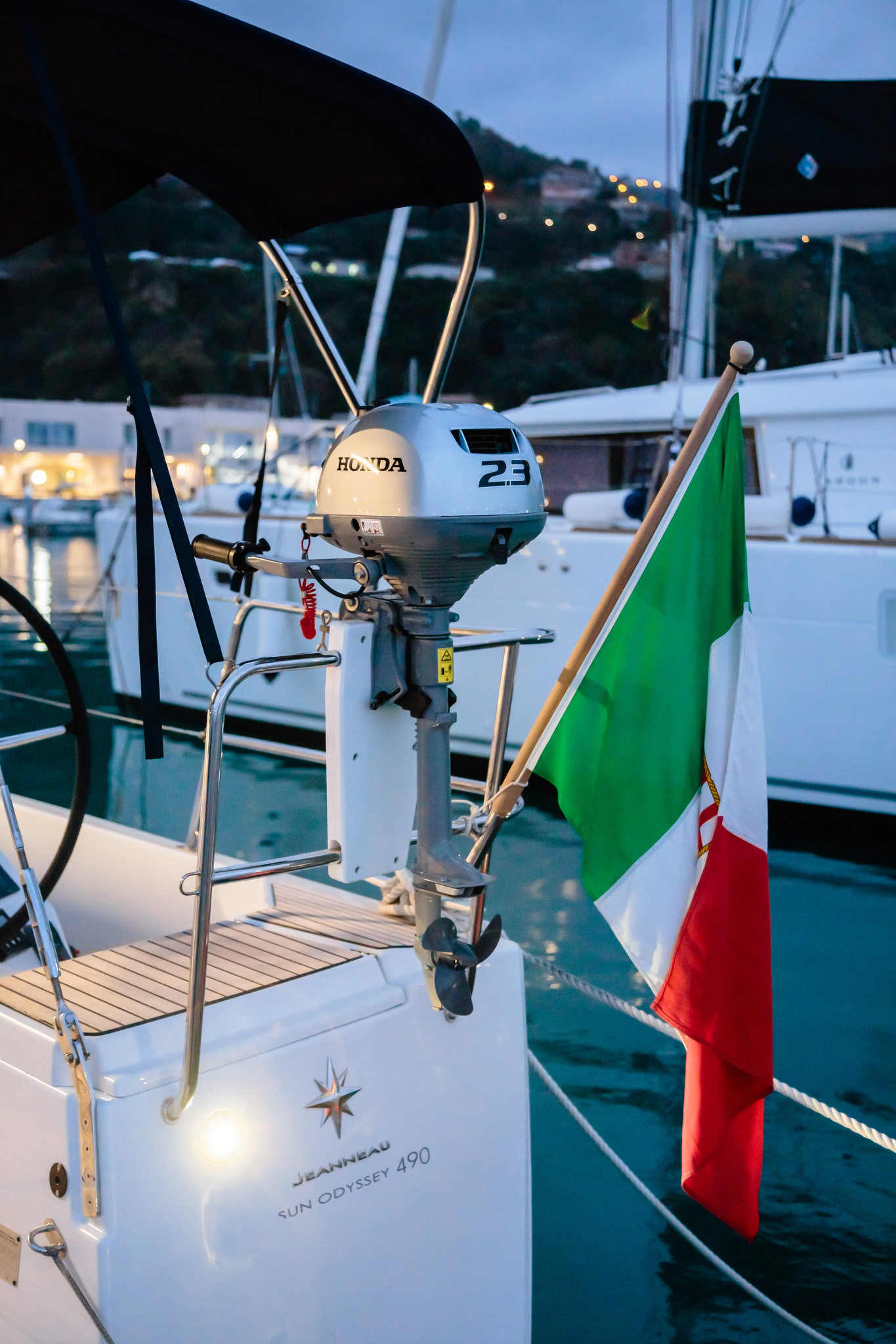 Photo #4 - Sun Odyssey 490 (Chaos - Standard line) in Capo d'Orlando - 23894