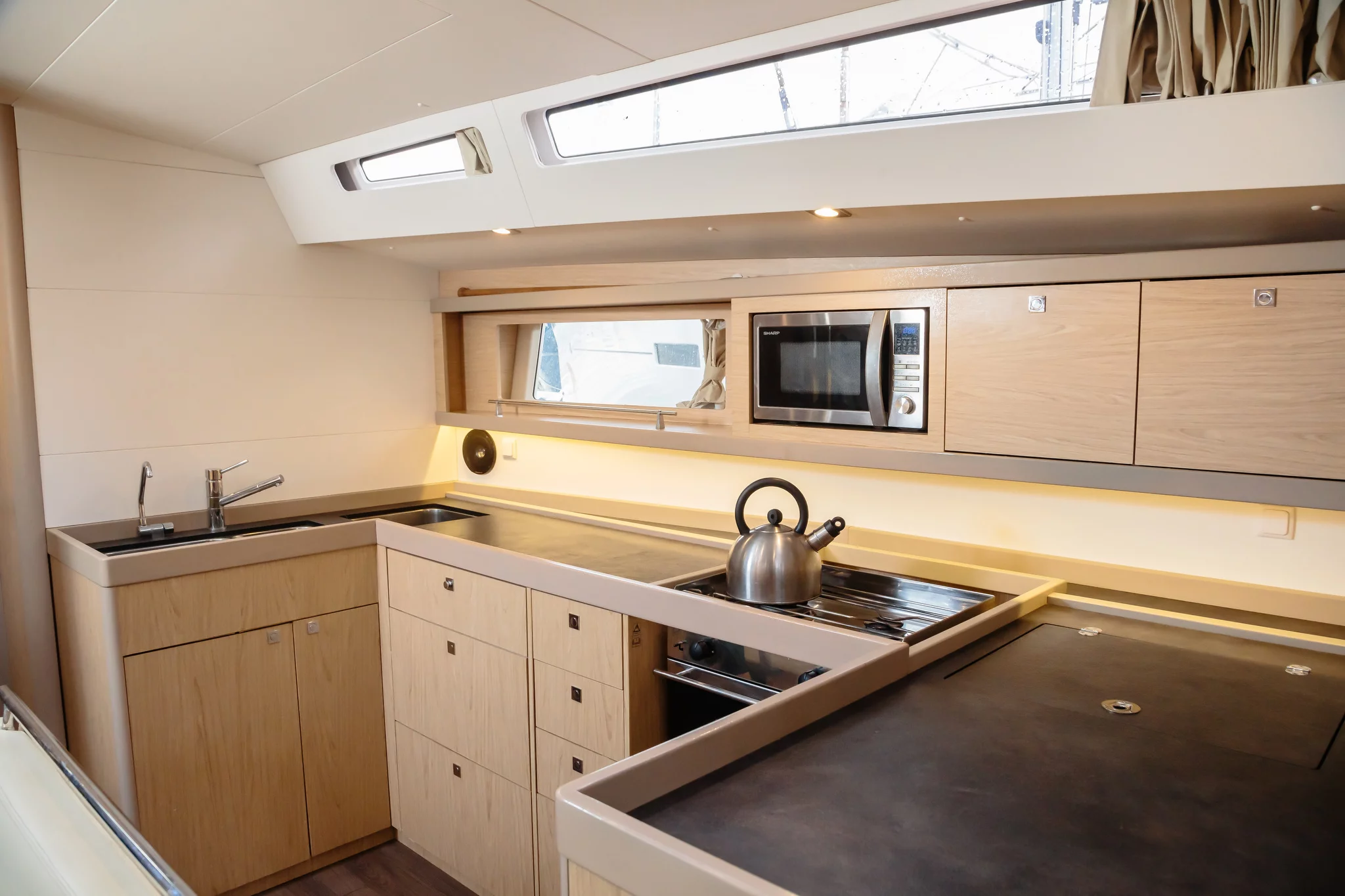 Oceanis 48 (Hesperus - Standard line) cucina - 18