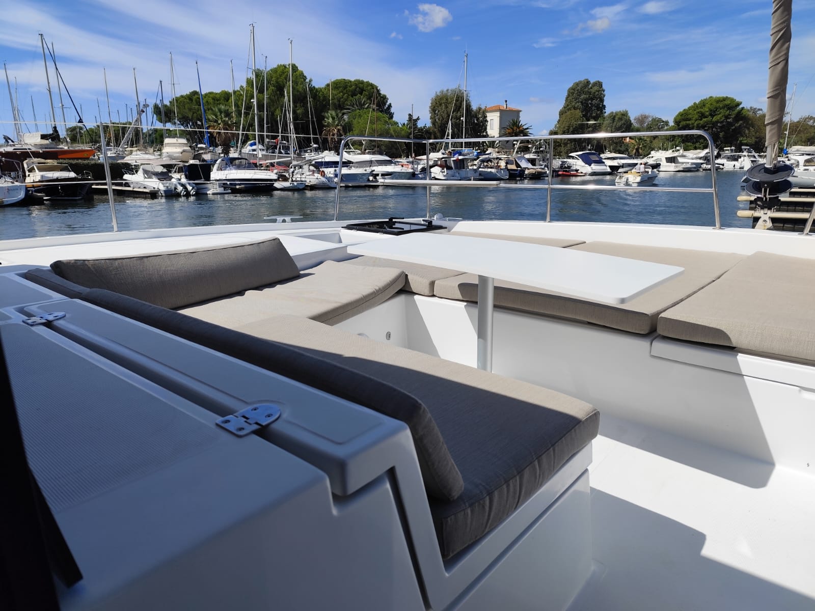Photo #12 - Bali 4.2 (FIMA) in Hyeres - 25288