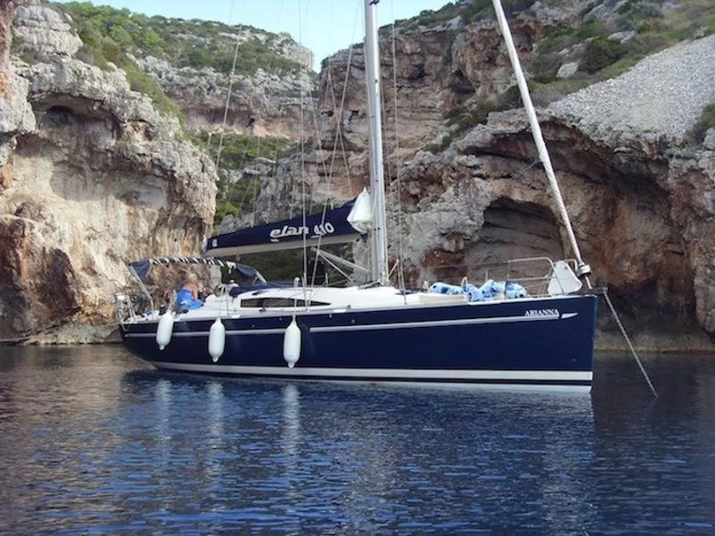 Elan 410 performance (Arianna) exterior - 3