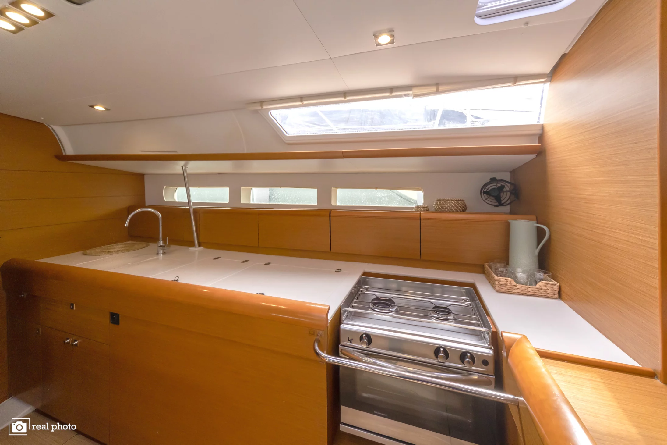 Sun Odyssey 519 (Bianca -, Solar Panel)  - 13