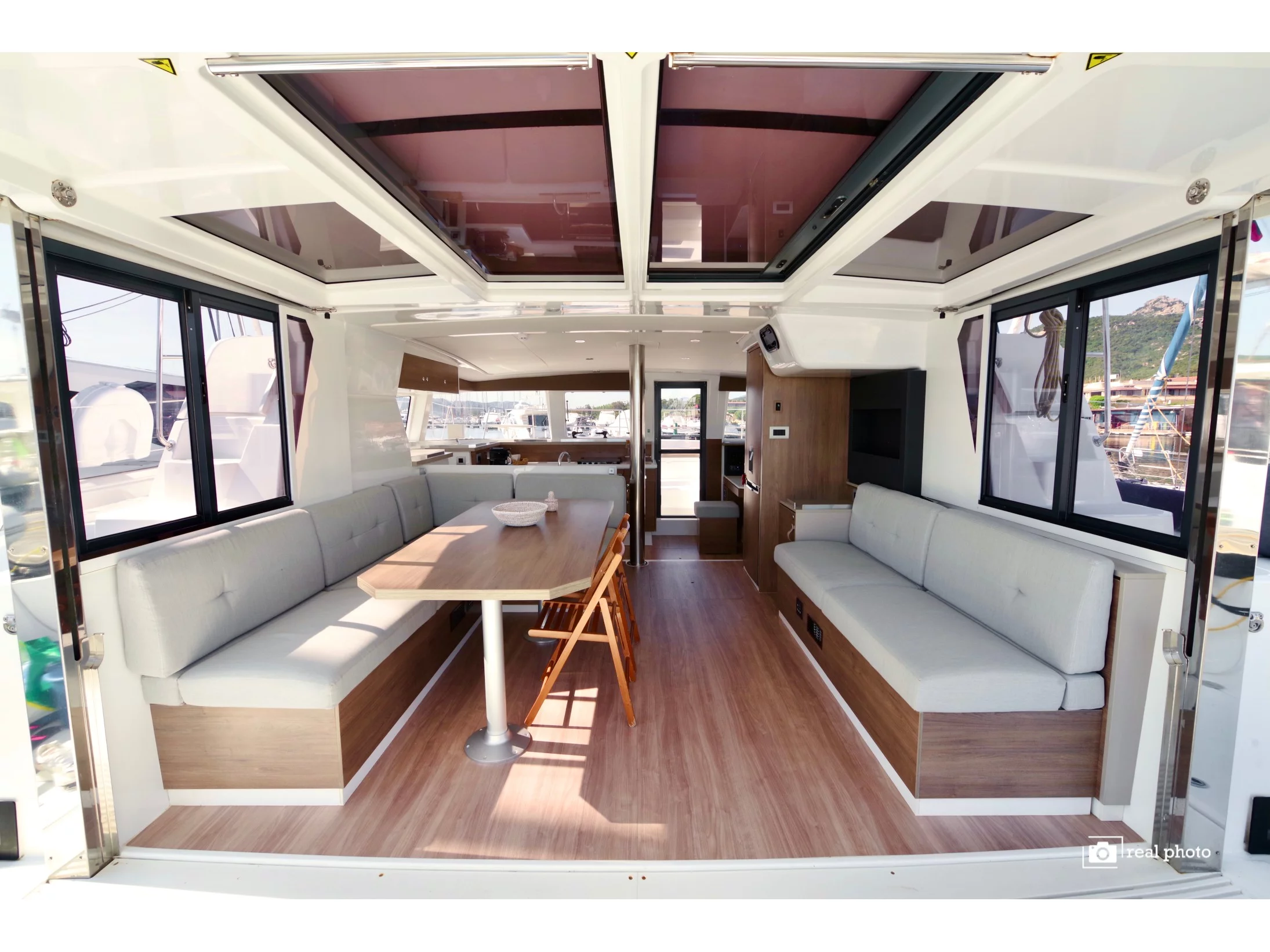 Bali 4.2 (ORSA 1) Interior image - 5