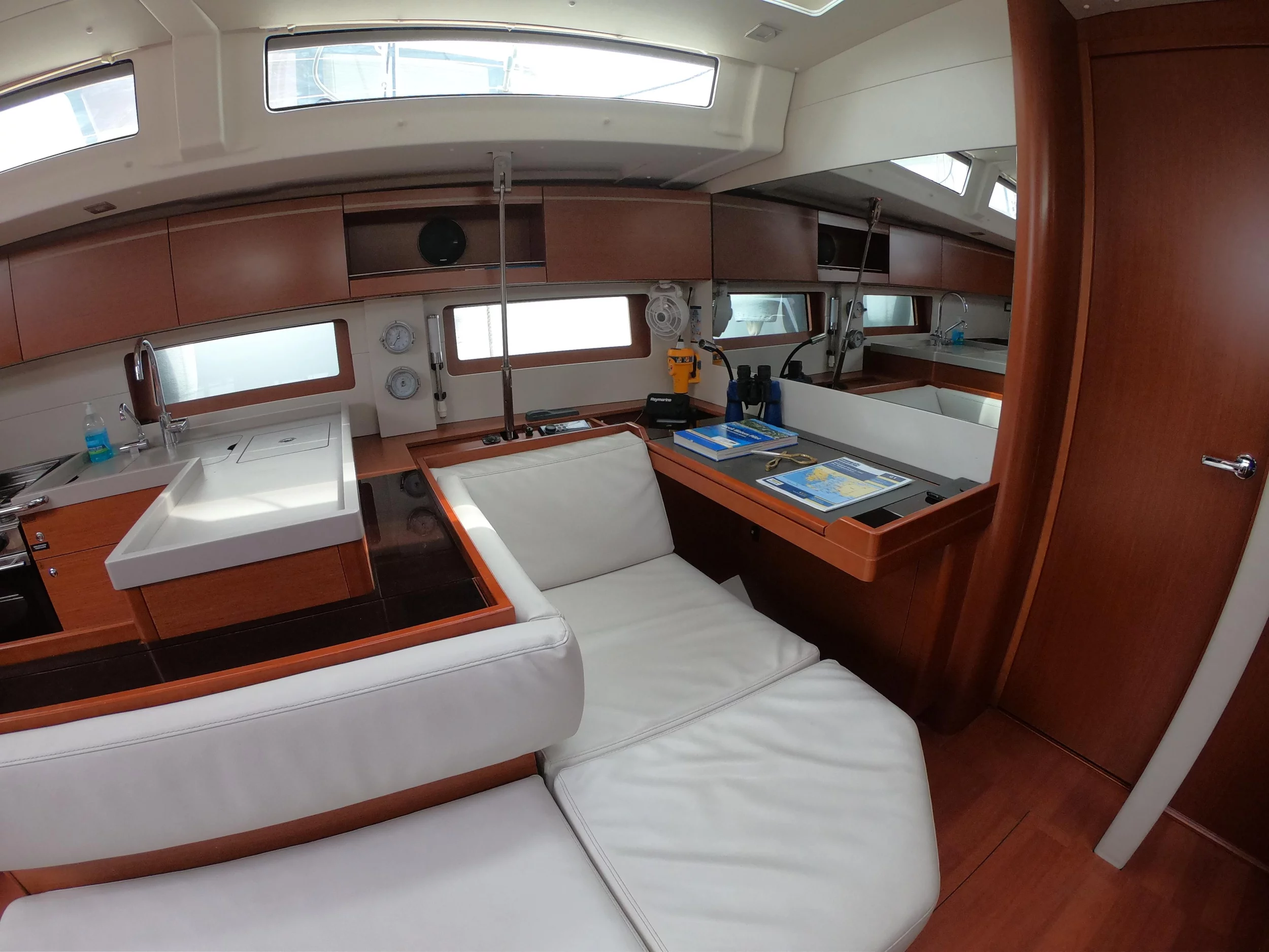 Oceanis 51.1 (Famiglia)  - 10