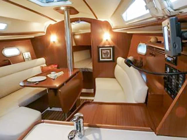 Sun Odyssey 32i (Charoula) Interior image - 2