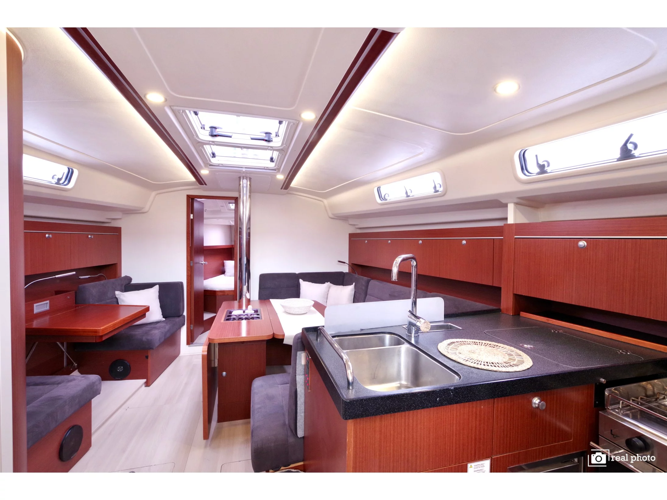 Hanse 415 (Talia - Solar Panel) Interior image - 1