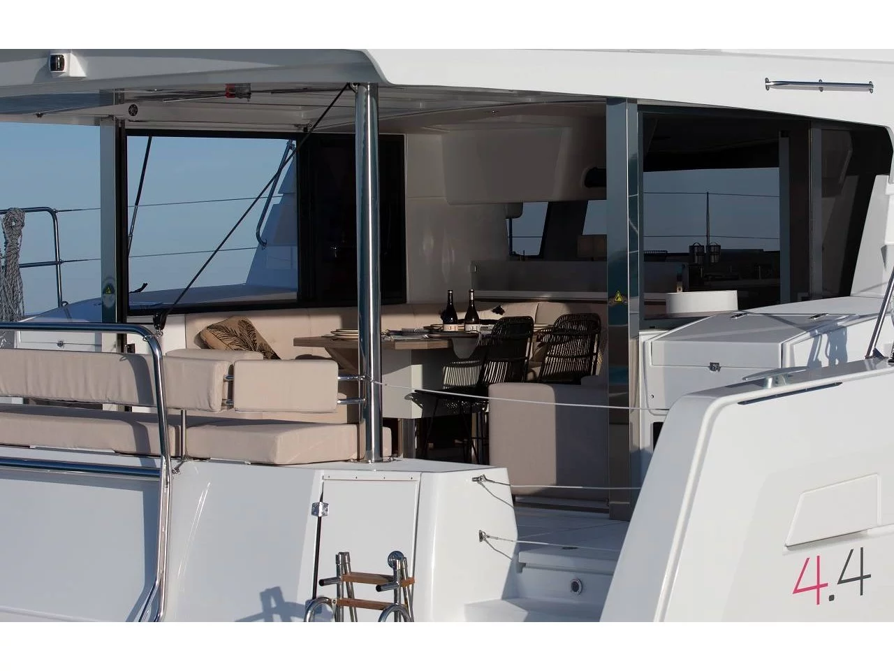 Bali 4.4 (Sara) Interior image - 1