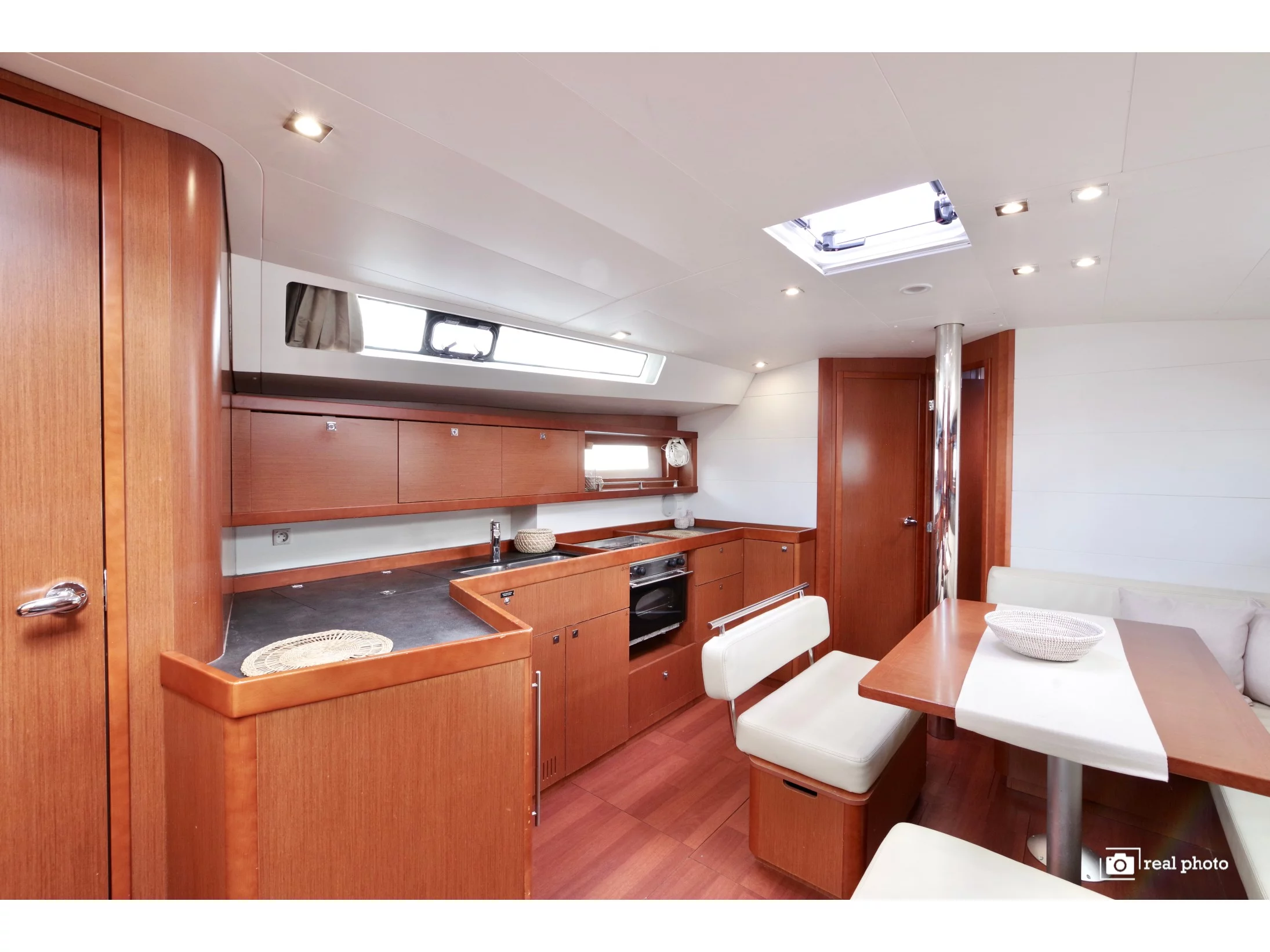 Oceanis 45 (Gaia - Solar Panel) Interior image - 7