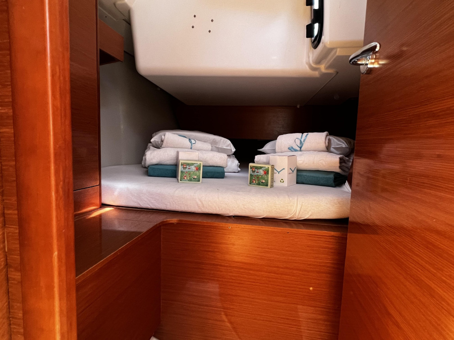 Dufour 360 GL — photo 17