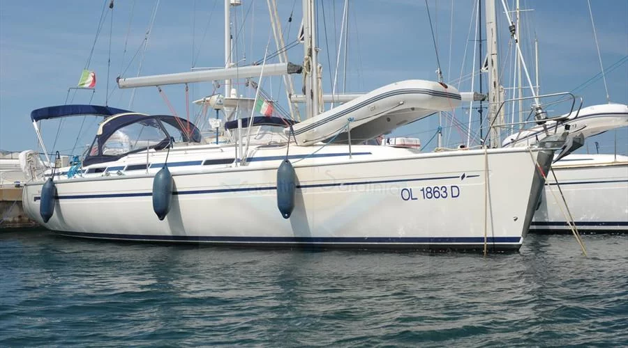 Bavaria 38 (Tommy)  Outside STB - August 2014 - 9