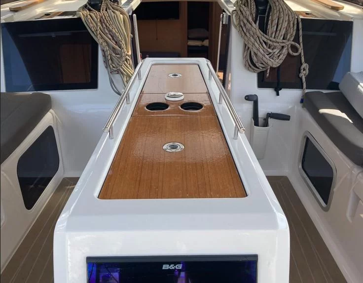 Dufour 460 Grand Large 5Cab (Newt)  - 18