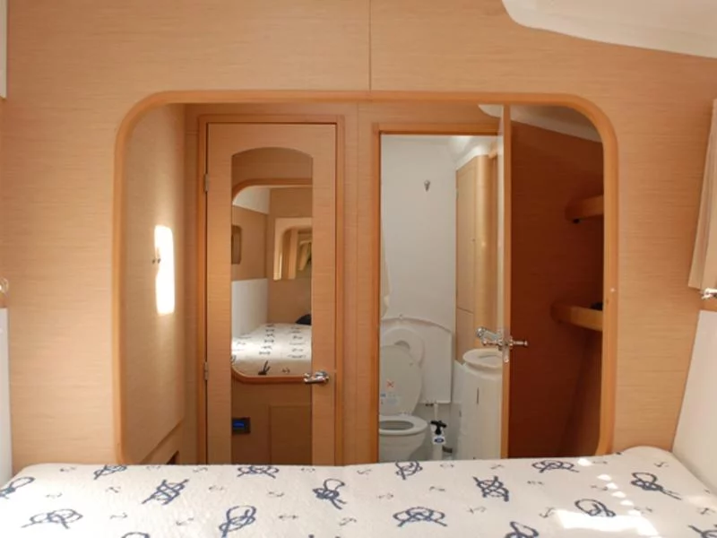 Lagoon 440 (Tani) interior - 14