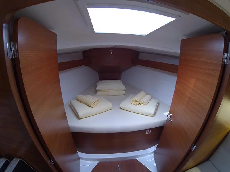 Dufour 350 GL (Luka) Dufour 350 interior - 13