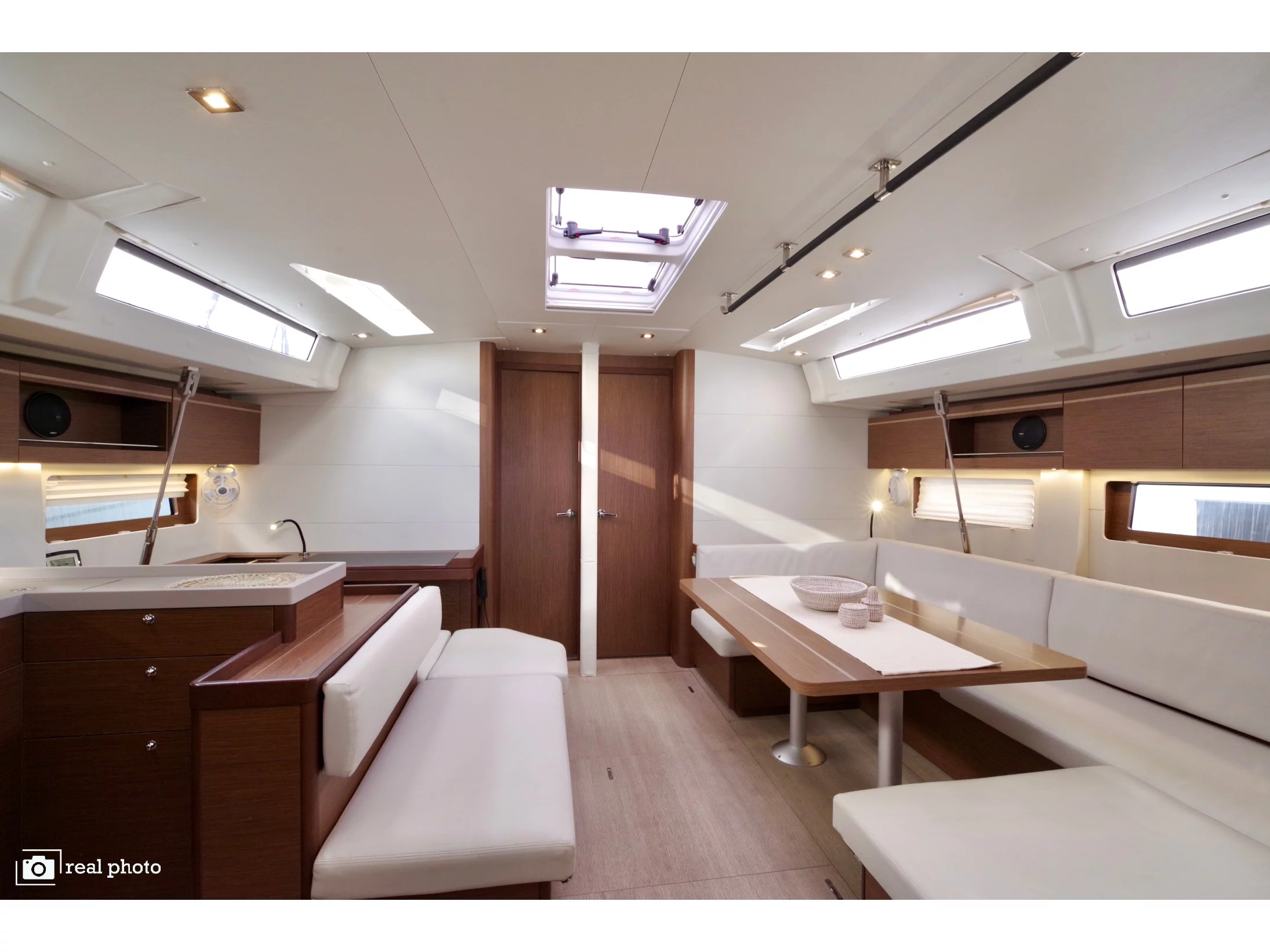 Oceanis 51.1 (Jack -, Solar Panel) Interior image - 8