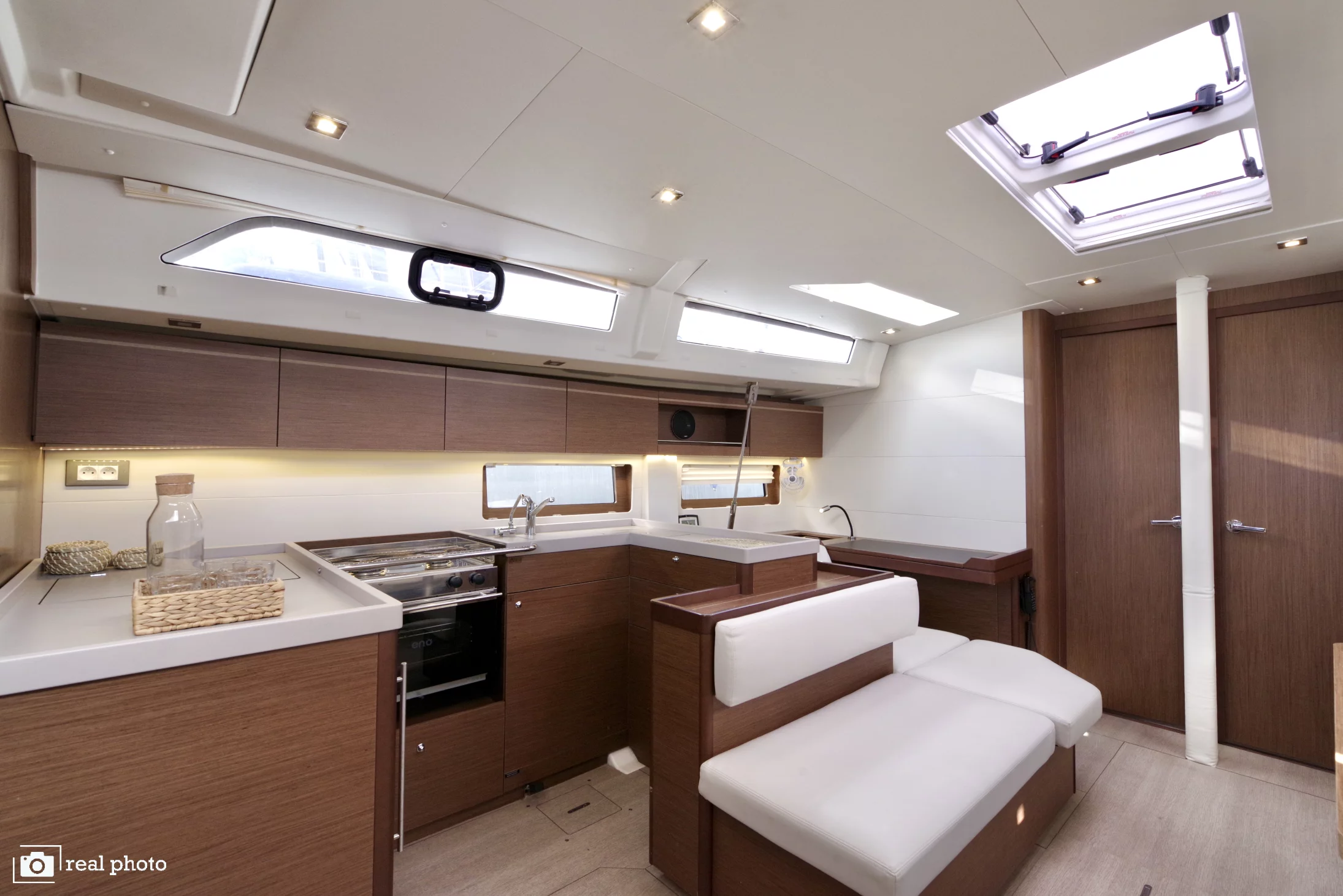 Oceanis 51.1 (Jack -, Solar Panel)  - 9