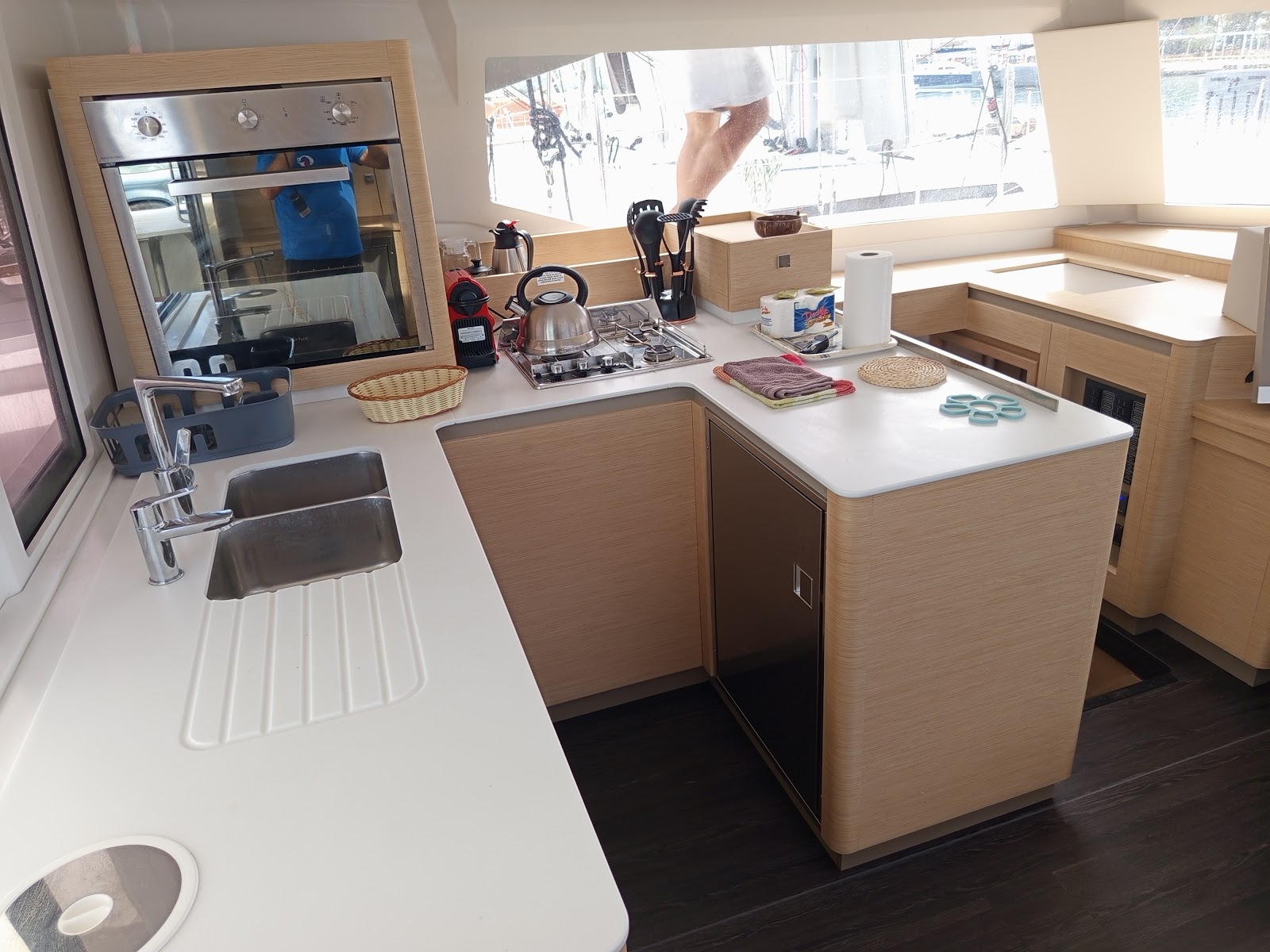 Photo #2 - Astréa 42 (IOANNA - GEN/AC+WATERMAKER) in Lefkada - 25050