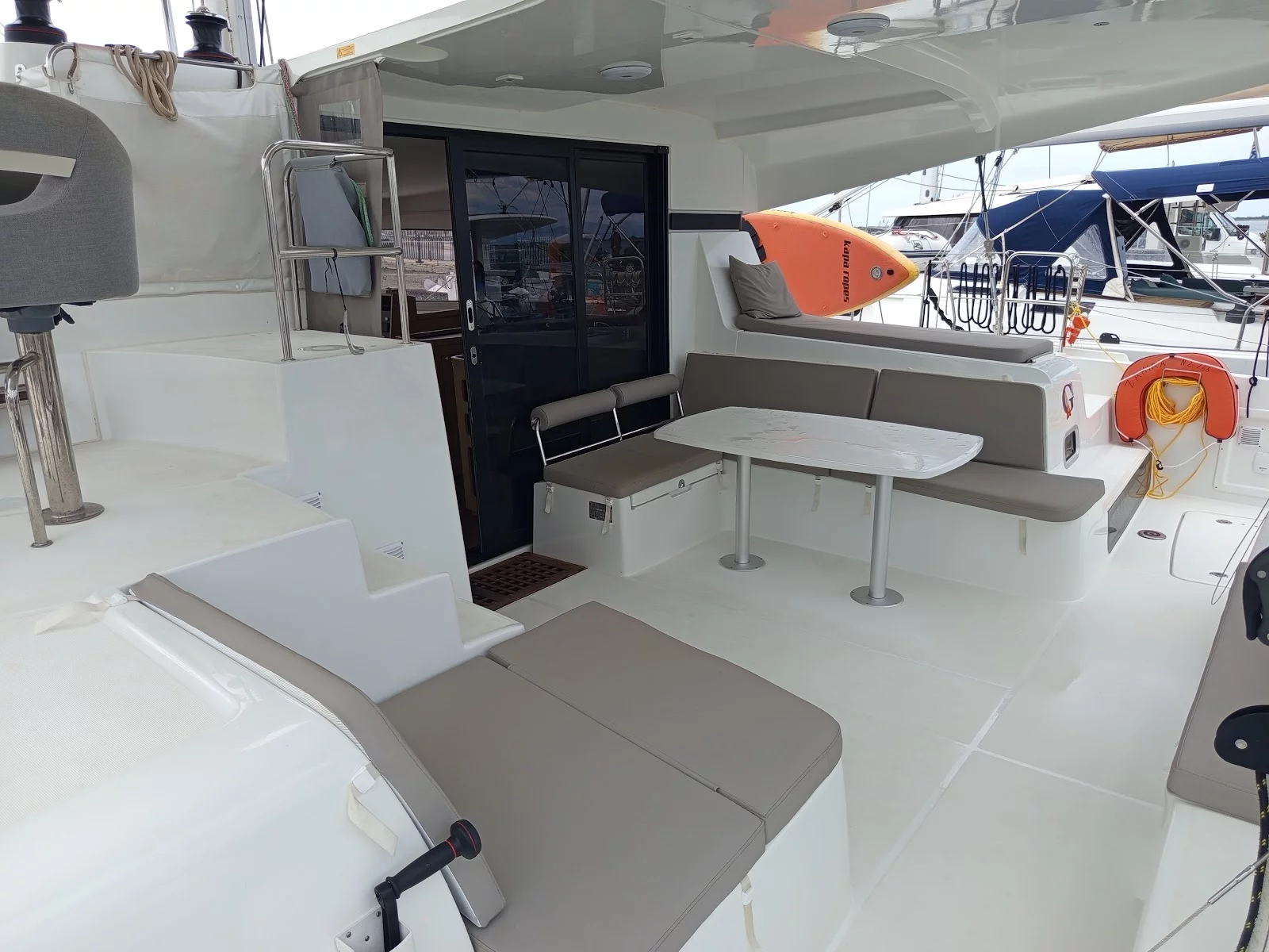 Lagoon 42 (ZAHIRA - GEN/AC+WATERMAKER)  - 10