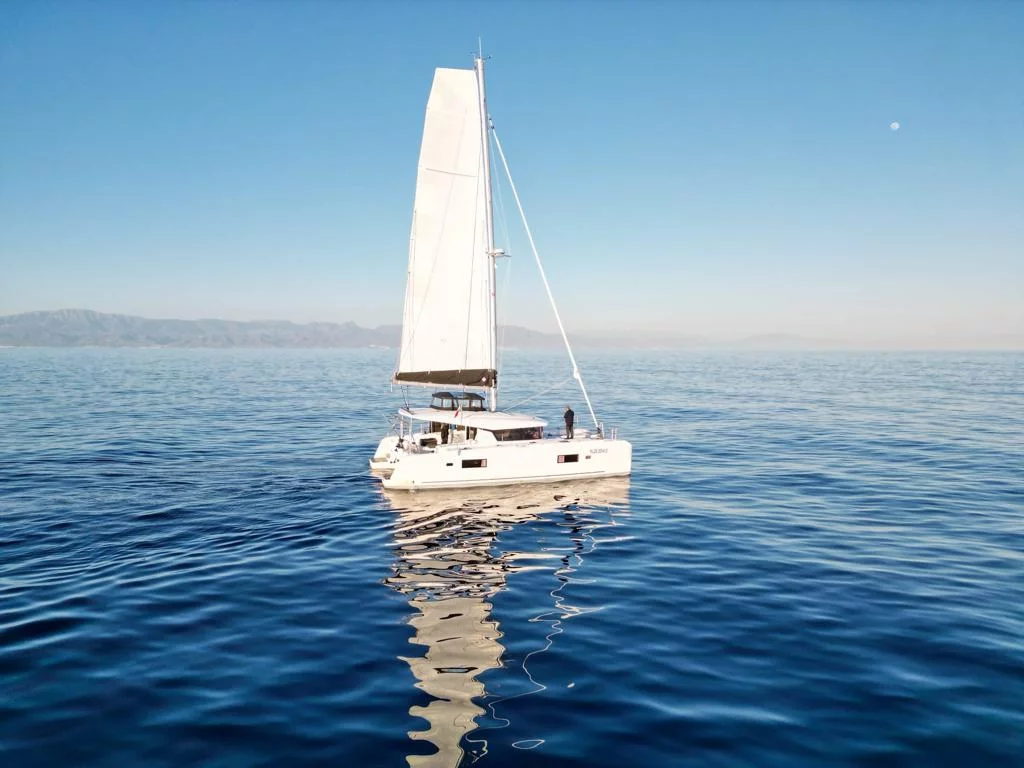 Lagoon 42 (Seaduction)  - 1