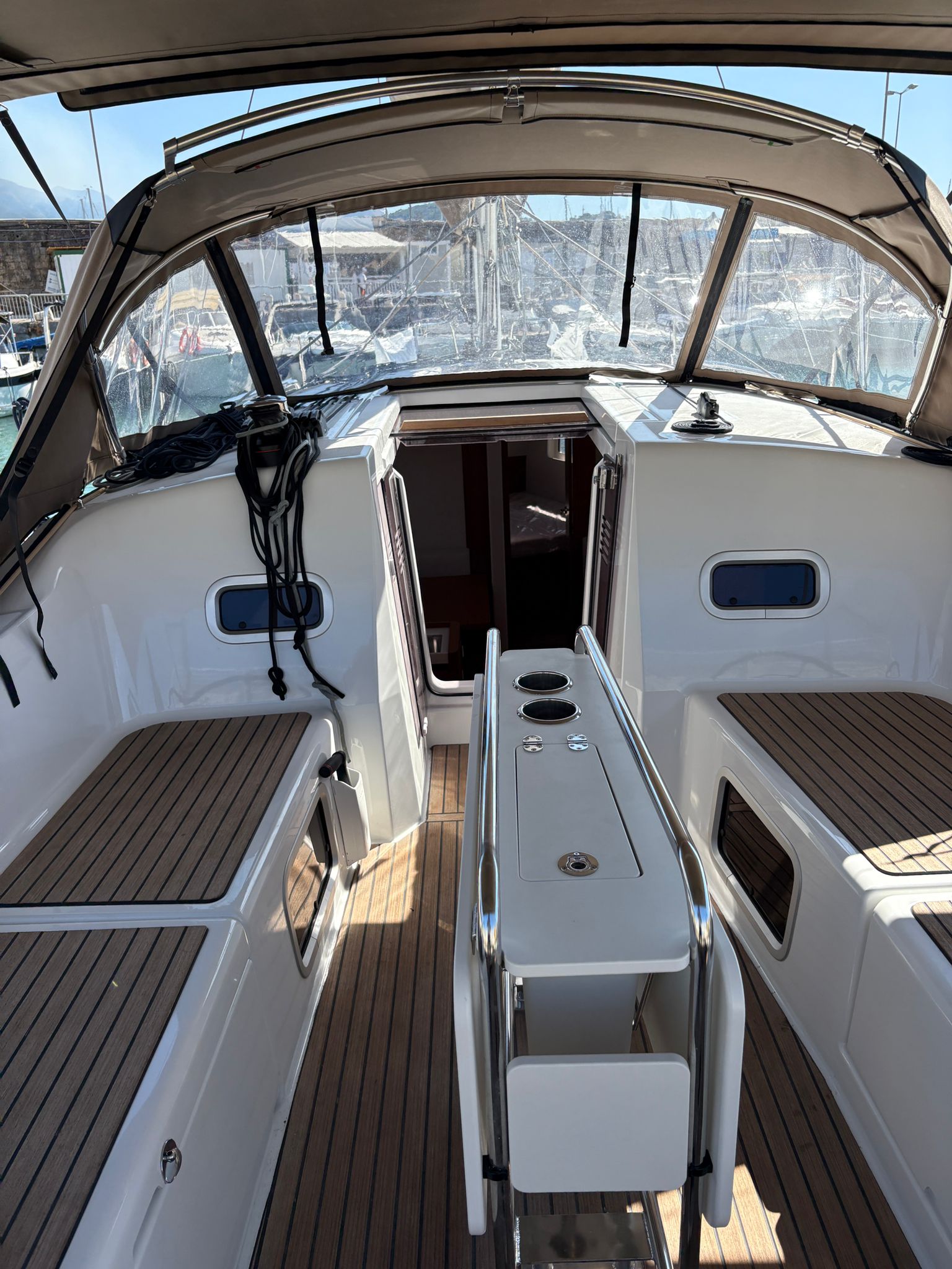 Photo #15 - Sun Odyssey 380 (Giulietta & Romeo) in Salerno - 63191
