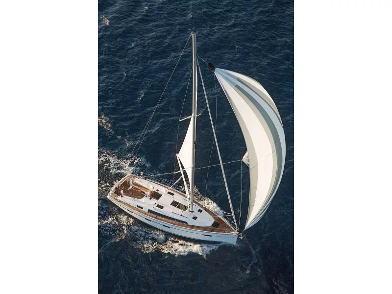 Bavaria Cruiser 41 (Hera) exterior - 10