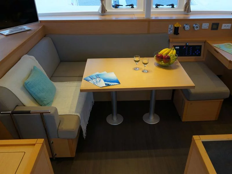 Lagoon 400 S2 (Myrto) Interior image - 5