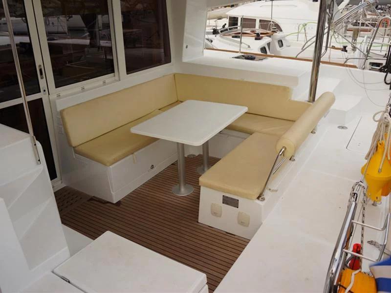 Lagoon 400 S2 (Myrto) exterior - 1
