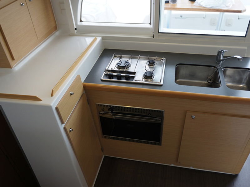 Photo #8 - Lagoon 380 S2 (Dido) in Korfu - 25546
