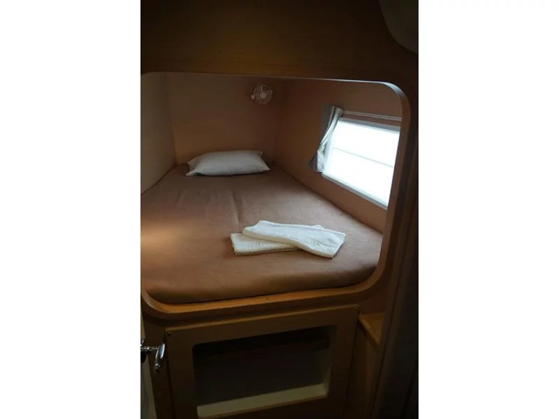 Lagoon 380 S2 (Dido) interior - 1