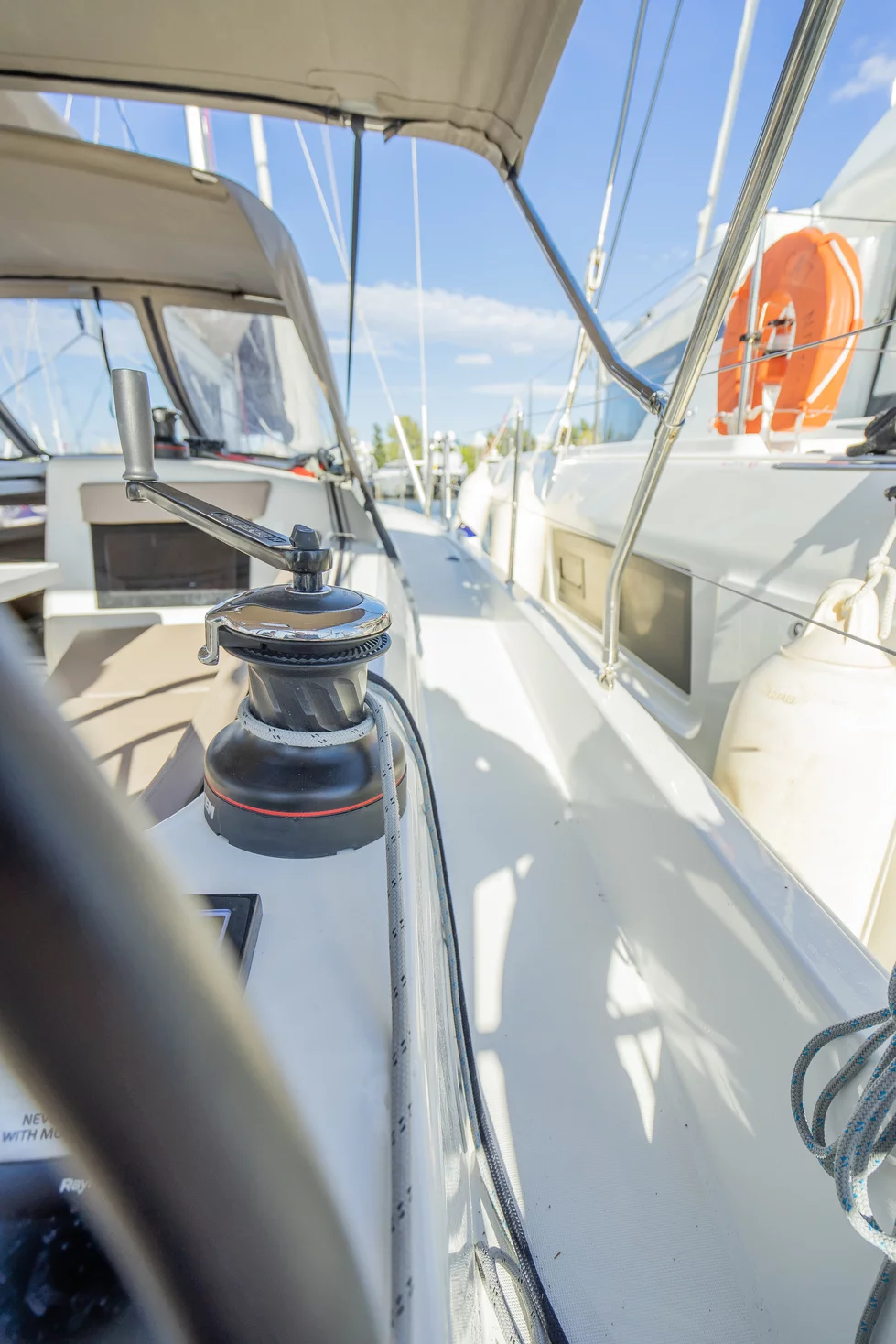 Sun Odyssey 410 (HIGH TIME)  - 10