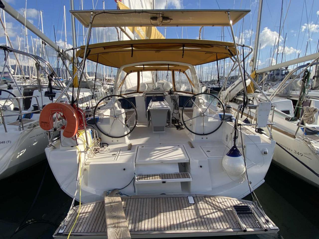 Oceanis 41.1 — photo 1
