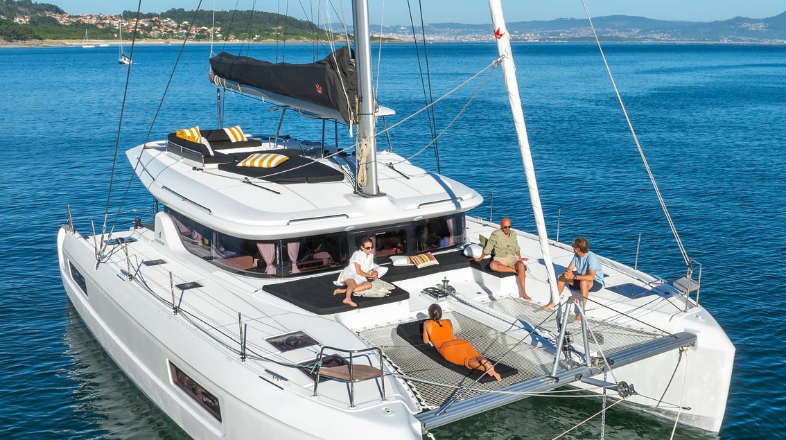 Lagoon 43 — photo 13