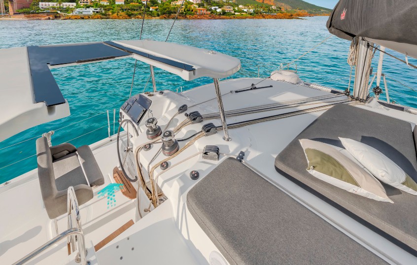 Lagoon 43 — photo 16