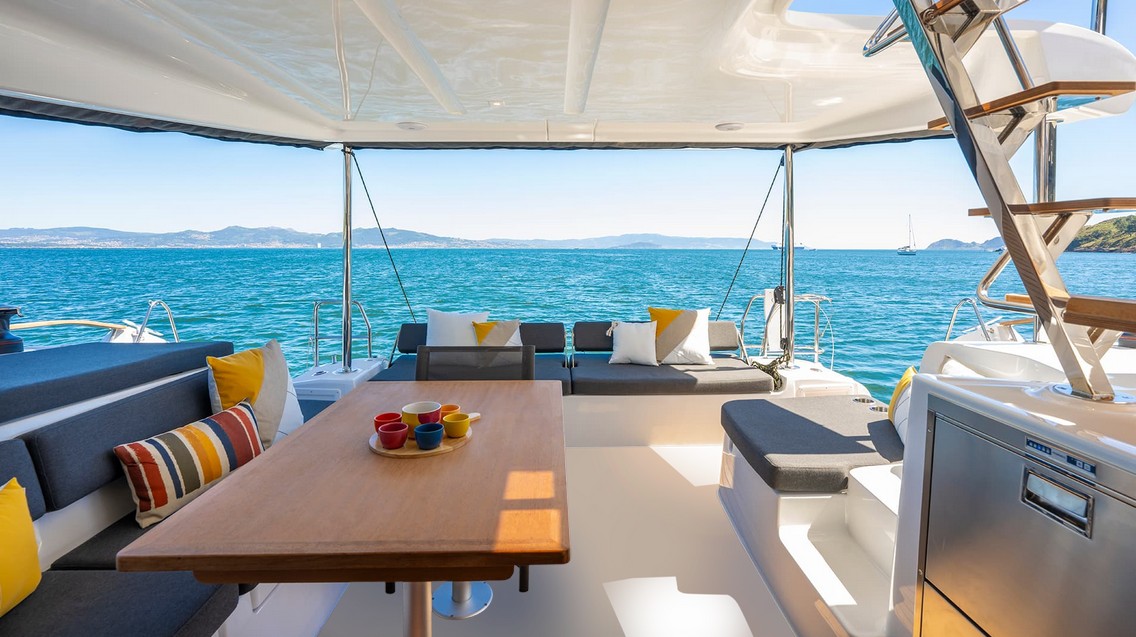 Lagoon 43 — photo 19