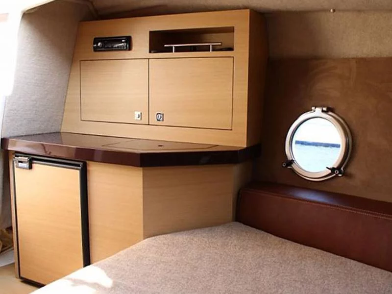 Sessa Marine S26 (Sessa S26) interior - 5