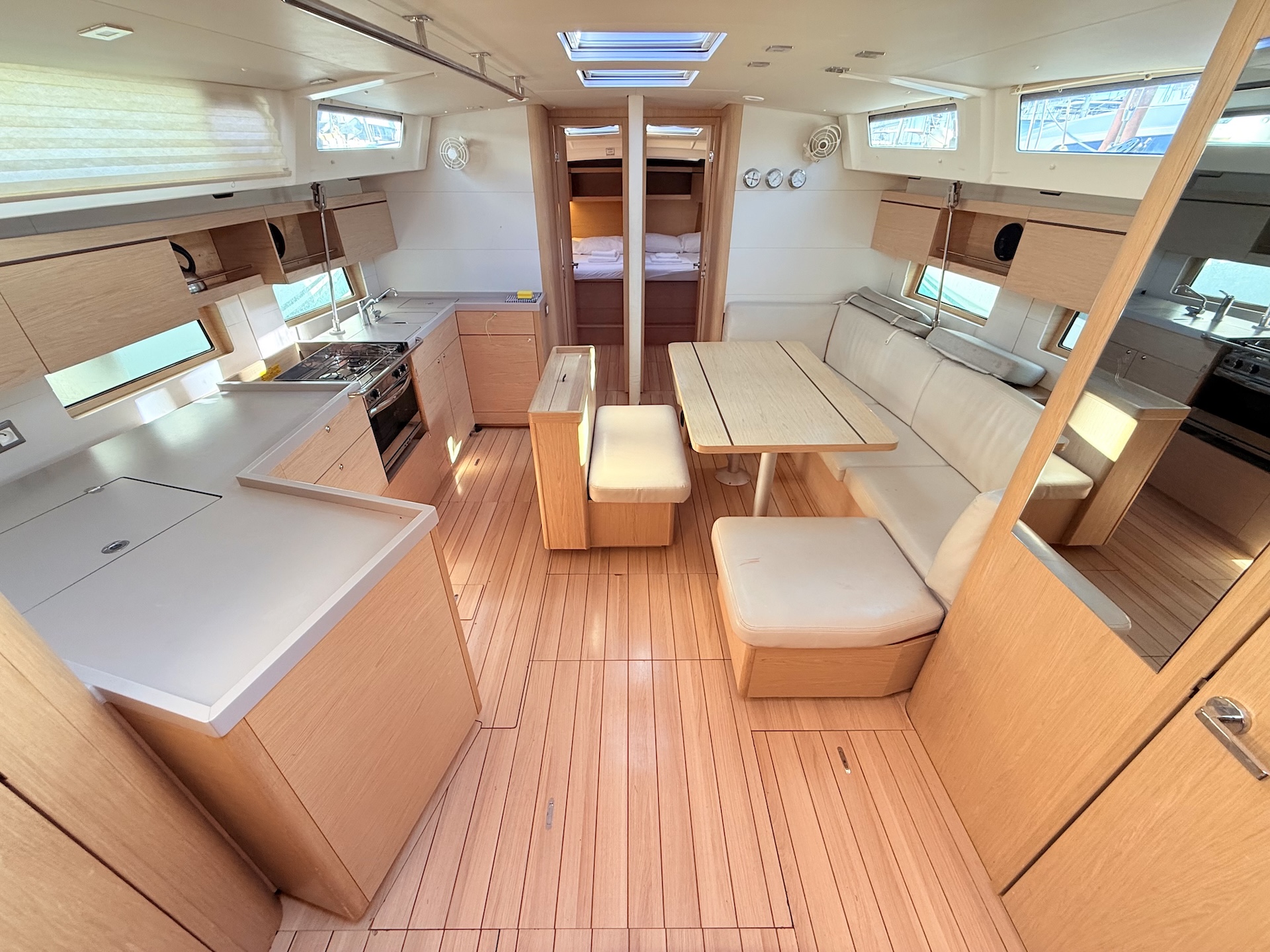 Oceanis 46.1 — photo 18