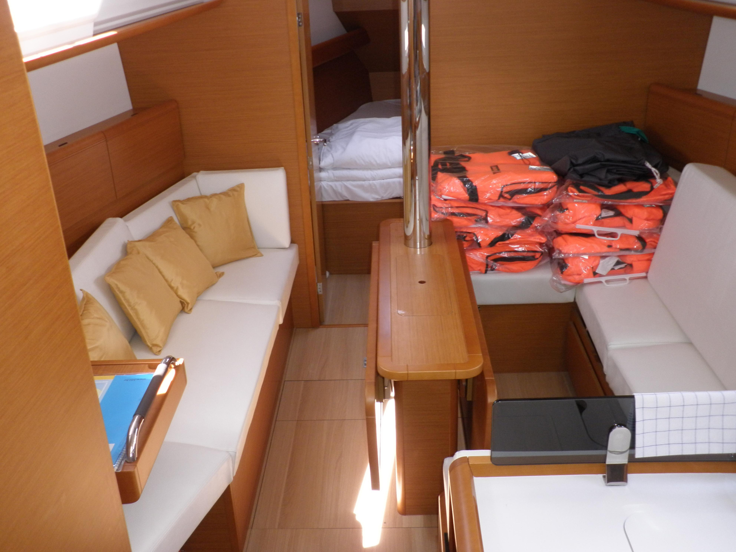 Photo #7 - Sun odyssey 379 performance (Paloma) en Sukosan - 24805