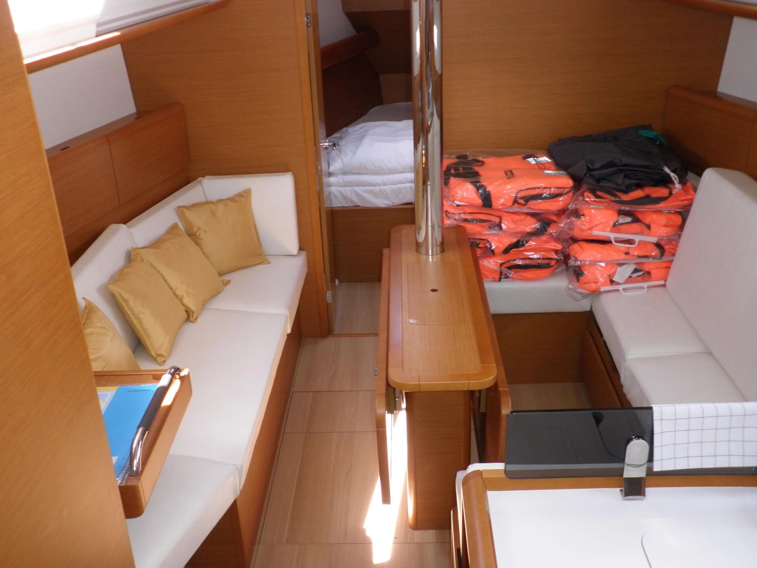 Sun odyssey 379 performance (Paloma) Interior image - 6